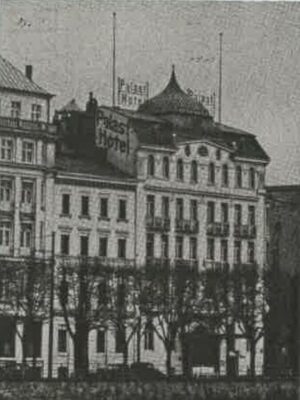 Umbau des Palast-Hotels bereits im Jahre 1914 (Bezirksamt Hamburg-Mitte) Umbau des Palast-Hotels bereits im Jahre 1914 (Bezirksamt Hamburg-Mitte)